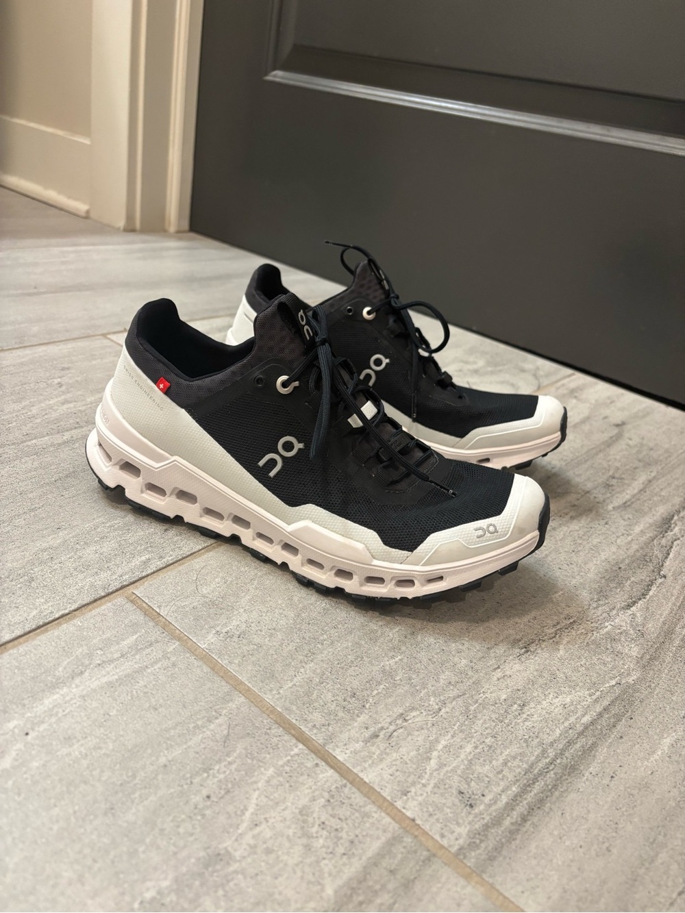 Cloudultra Trail Running Shoe in Black/White - Picture 8 of 16